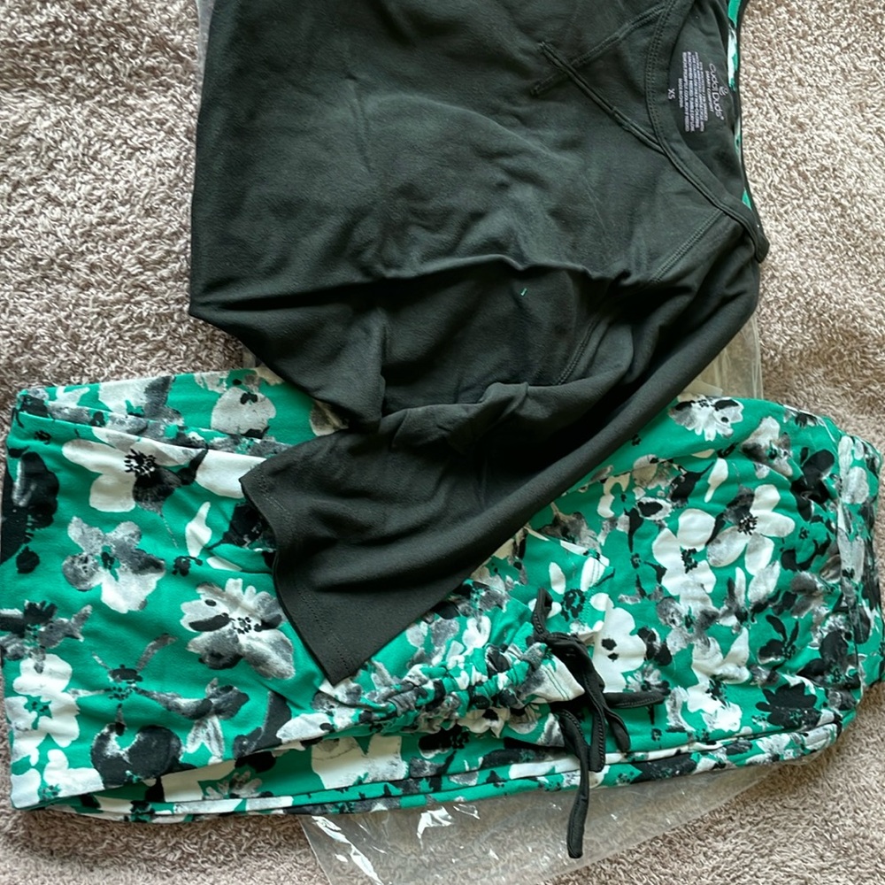 Cuddl Duds lounge set